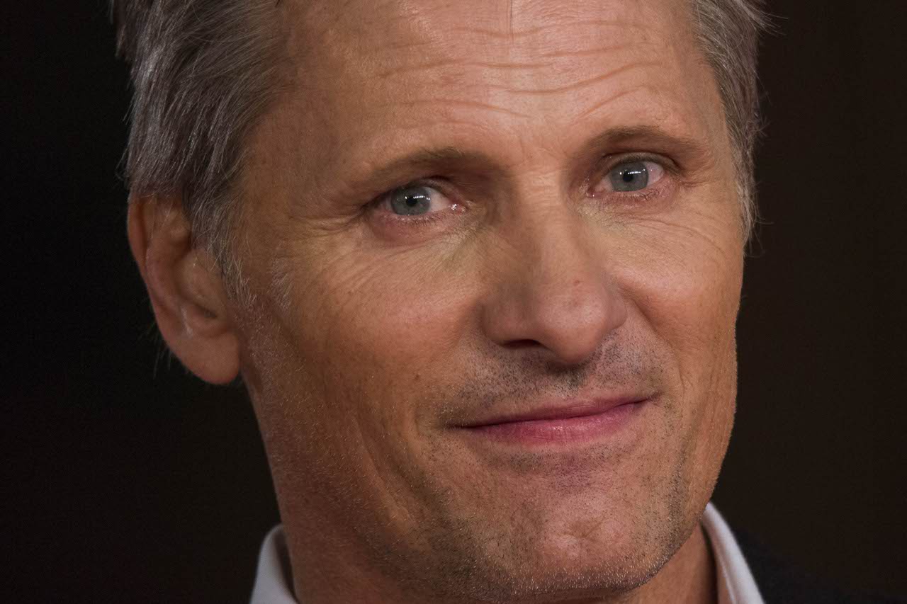 Viggo Mortensen compie 58 anni il cinema e le passioni in 58 foto